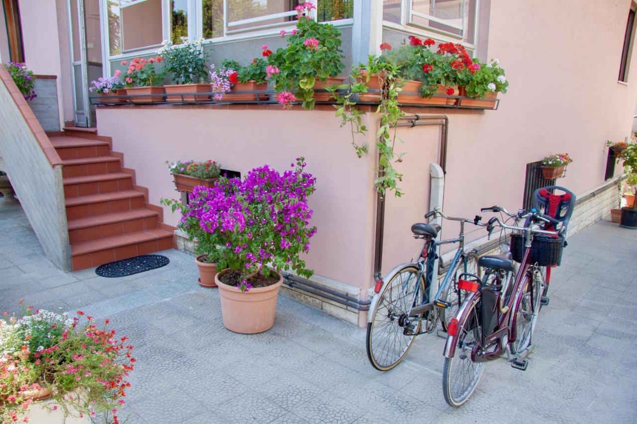 Residenza Palmina Rimini Exterior foto